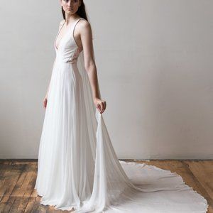 Claire La Faye Wedding Dress - Vida